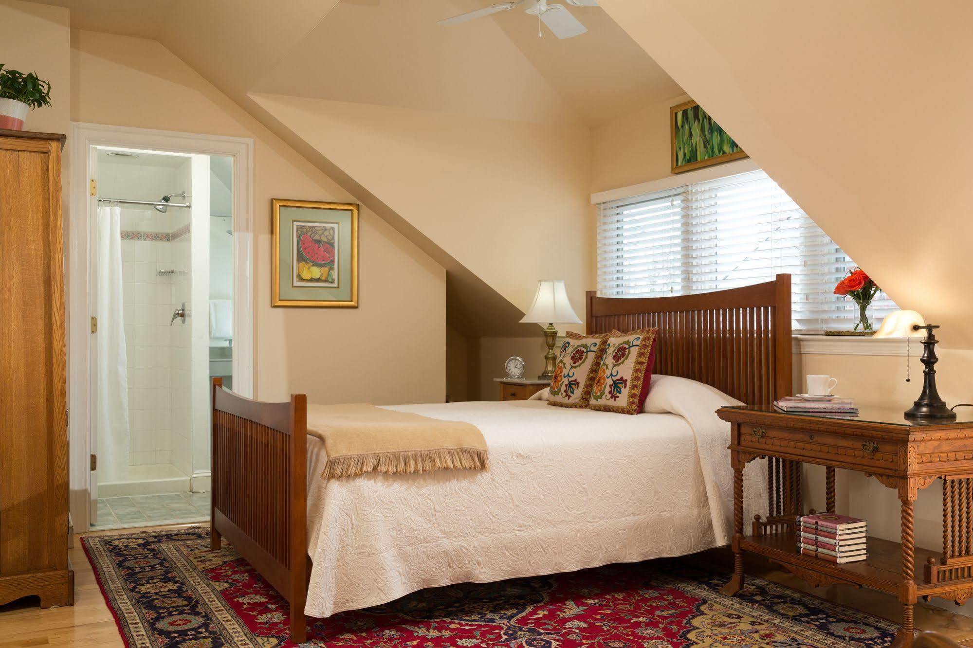 واشنطن Woodley Park Guest House المظهر الخارجي الصورة