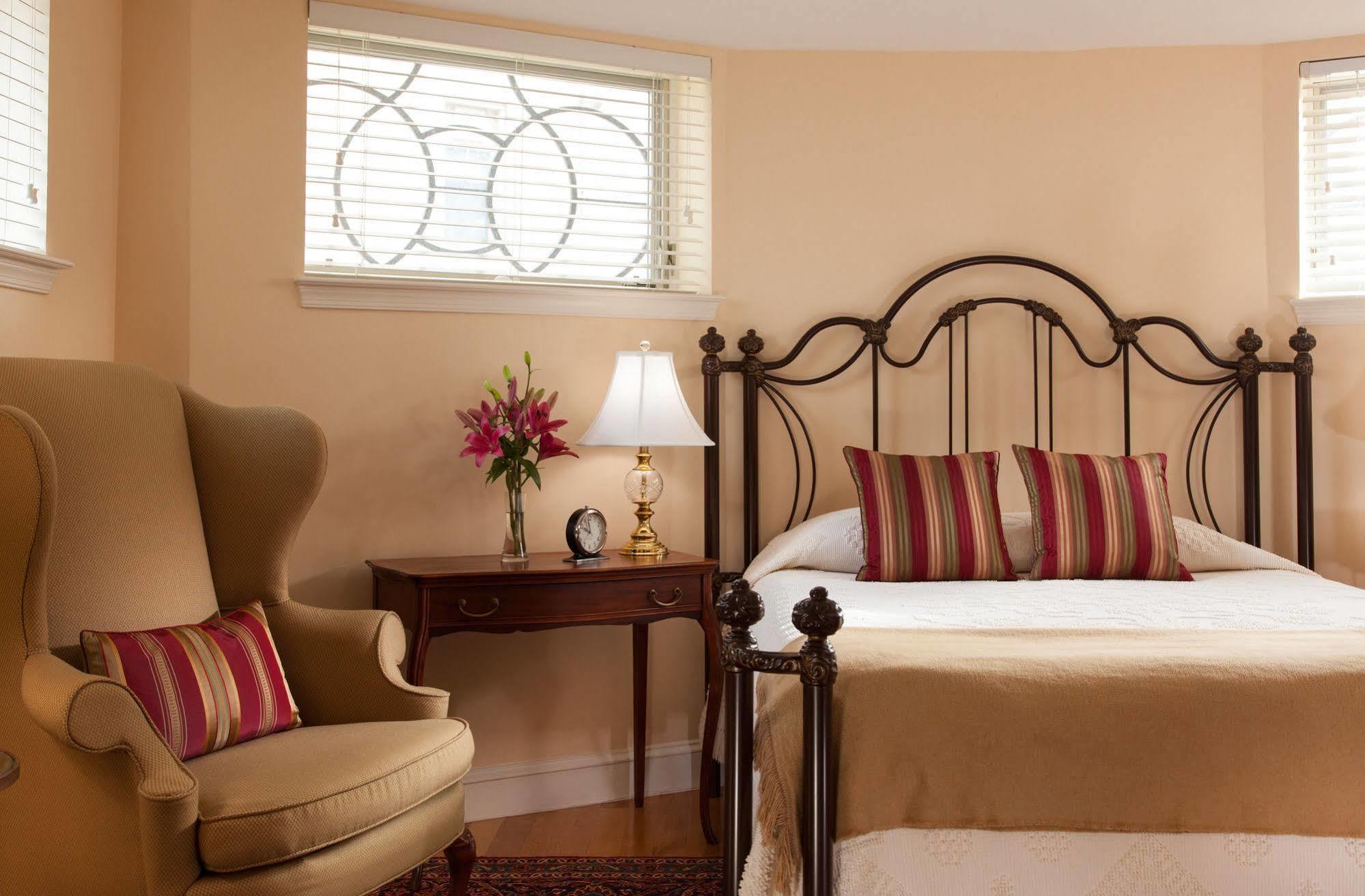 واشنطن Woodley Park Guest House المظهر الخارجي الصورة